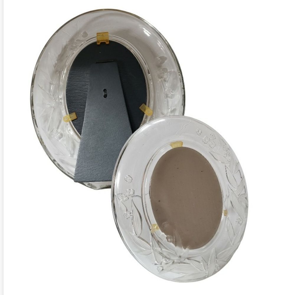 Oval Picture Frame 